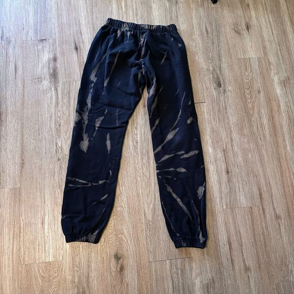 Pam & Gela Women's Jogger Sweatpants Size Small Black Bleach Wash Streetwear - Picture 4 of 9